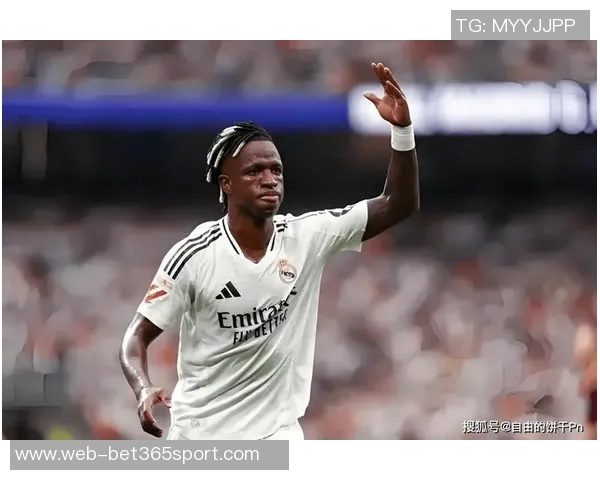 皇马球迷回应亚马尔嘲讽:明天让他们见识我们的实力 皇马球迷回应亚马尔嘲讽:明天让他们见识我们的实力