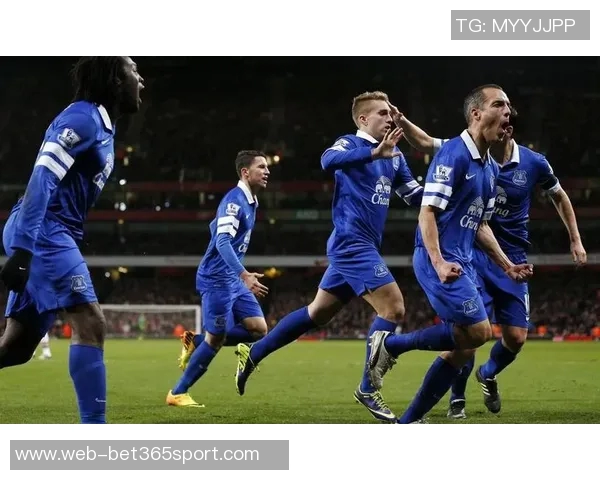 挑战英超传统强队樱桃军团蓄势待发迎接新赛季 挑战英超传统强队樱桃军团蓄势待发迎接新赛季