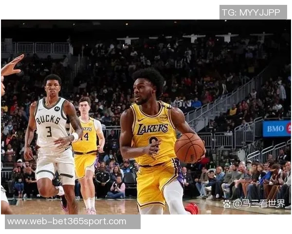 浓眉高效表现引领球队胜利14投11中斩获25分10篮板3助攻3抢断2盖帽