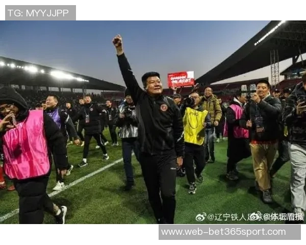 辽宁铁人勇夺2025赛季中甲联赛冠军提前两轮锁定荣耀之路