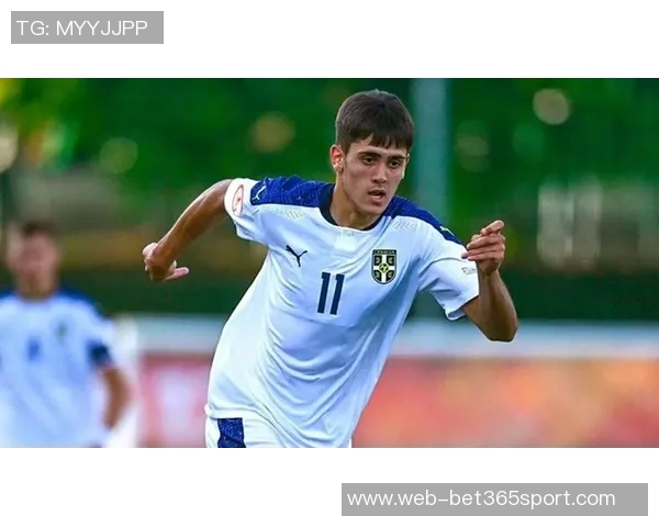 拜仁签下17岁厄瓜多尔小将奥拉亚计划外租发展潜力